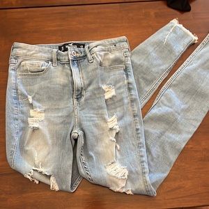 Hollister High Rise Super skinny distressed Jeans